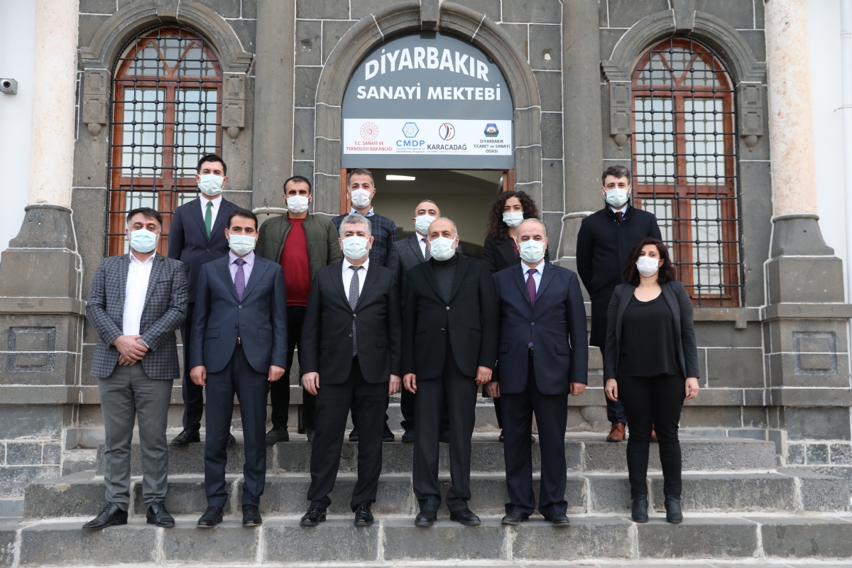 Bakan Yardımcısı Dr. Çetin Ali Dönmez’den Diyarbakır ve Şanlıurfa’ya Çalışma Ziyareti