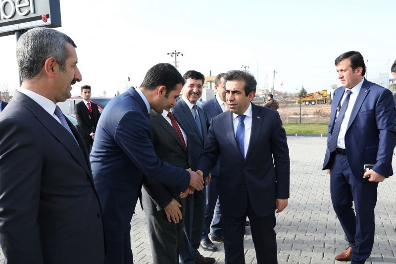 Vali Güzeloğlu Başkanlığında Tekstil OSB’deki Gelişmeler Ele Alındı