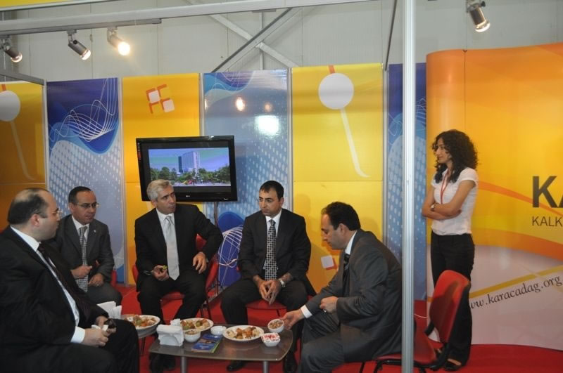 Diyarbakır İnşaat ve Belediye 2010 Fuarı Ziyaretçilerini Bekliyor…