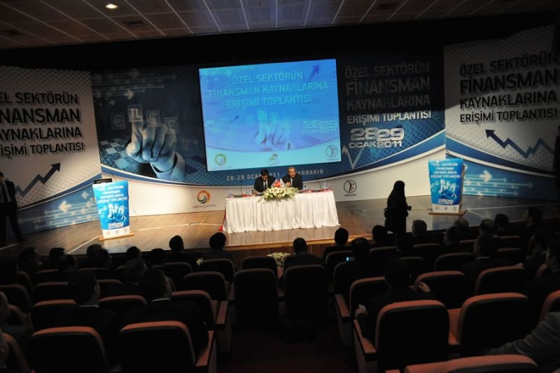 Özel Sektörün Finansman Kaynaklarına Erişimi Toplantısı Diyarbakır'da Düzenlendi