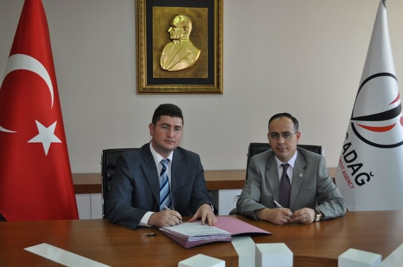 2011 Projeleri İçin İmzalar Atılmaya Başlandı