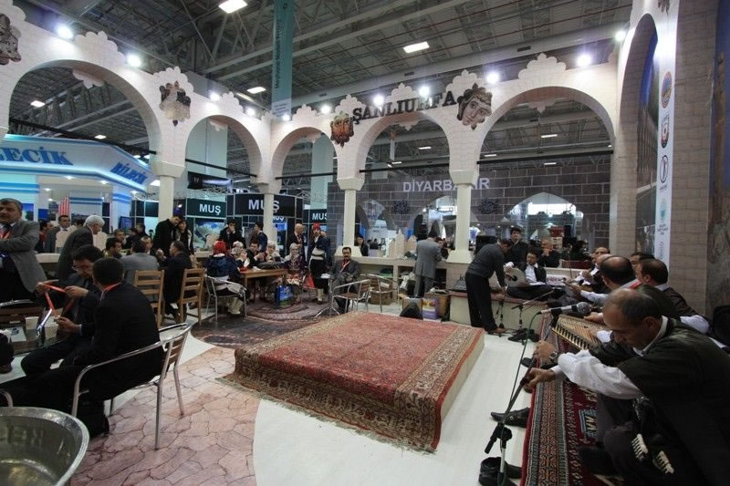 Diyarbakır-şanlıurfa'ya 60 Ülkeyi Buluşturan Emıtt'te Yoğun İlgi