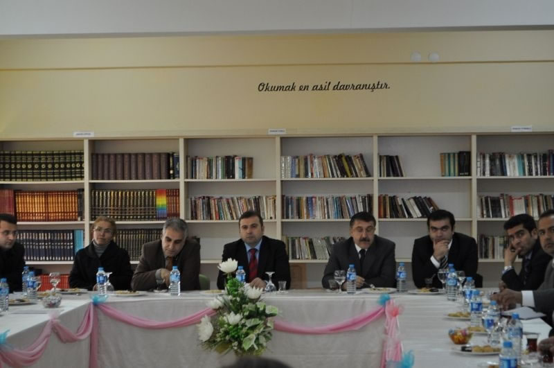 Ajans'tan Diyarbakır'daki Meslek Lisesi Yöneticilerine Tanıtım