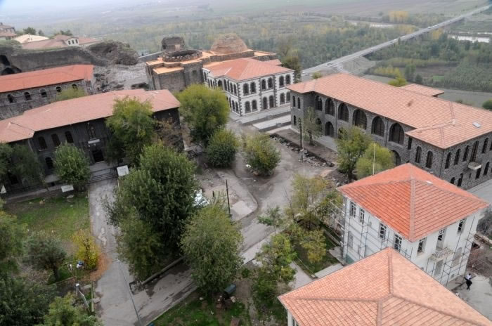 İçkale ile Cazibe Merkezi Projeleri Masaya Yatırıldı