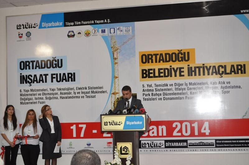 Diyarbakır’da Ortadoğu İnşaat ve Belediye İhtiyaçları Fuarı Açıldı