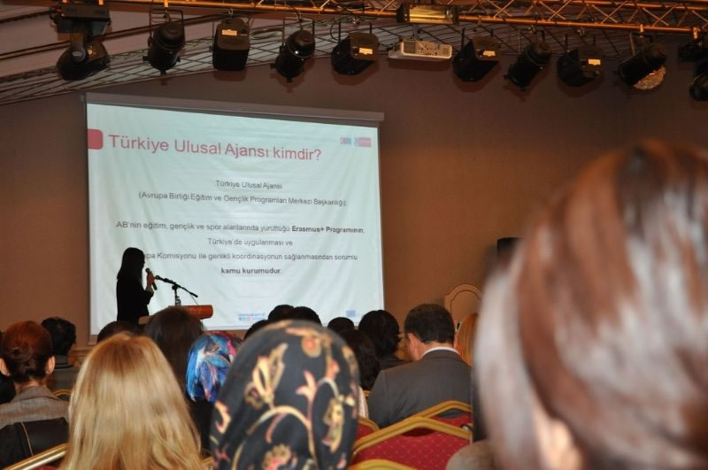 Gençlere Dünyayı Tanıma Fırsatı Sunan Erasmus Diyarbakır'da Tanıtıldı!