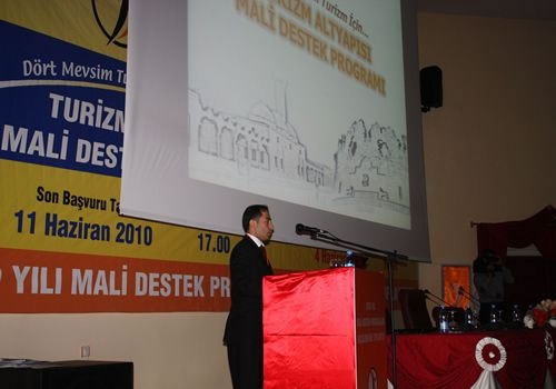 2010 Yılı Mali Destek Programları Şanlıurfa Bilgilendirme Toplantısı Yapıldı