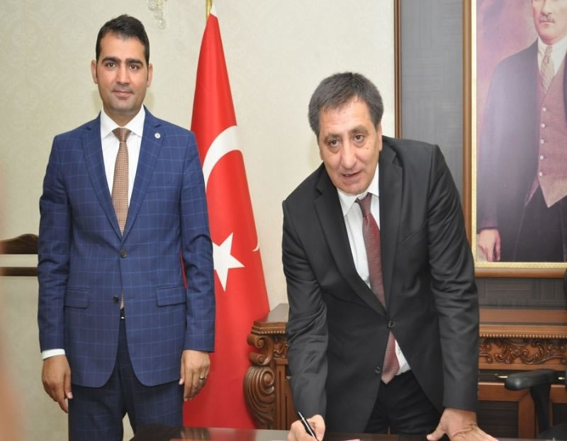 Şanlıurfa, El Sanatlarını Canlandırarak Hediyelik Eşyada İthalatı Önleyecek
