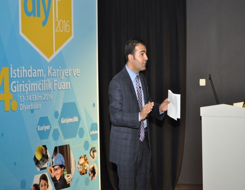 Genel Sekreterimiz Dr. Hasan Maral’dan Gençlere Girişimcilik Sunumu