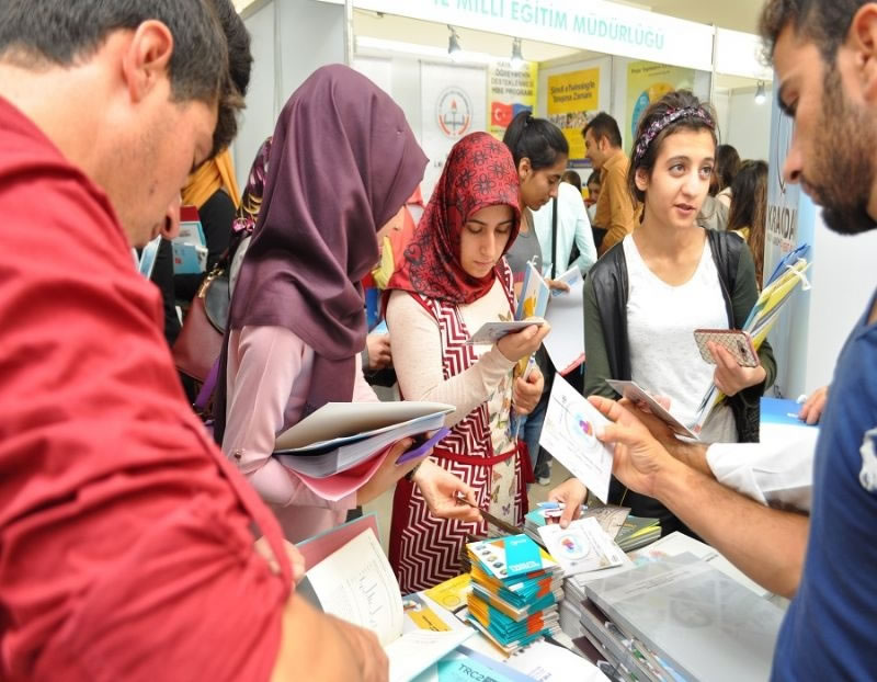 Ajansımıza Diyarbakır Girişimcilik Fuarında Gençlerden Yoğun İlgi