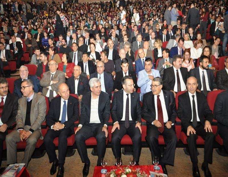 Uluslararası Diyarbakır Sempozyumu Başladı