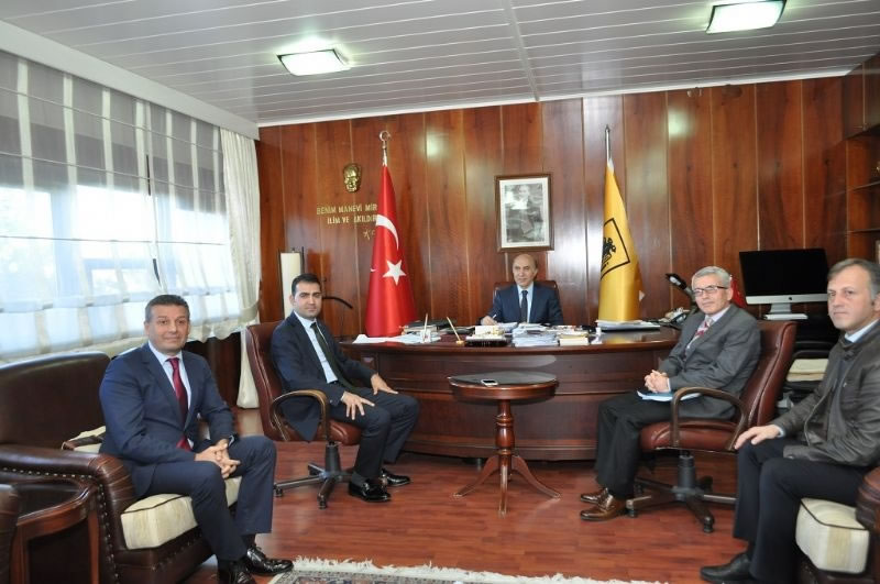Diyarbakır’da Organik Etlik Tavuk Yetiştirilmesi İçin ‘imzalar Atıldı’