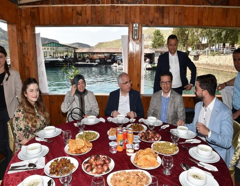 Yavaş Şehir Halfeti’de Meyve Yemekleri Festivali Turizme Hız Kazandıracak