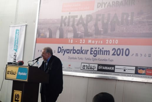 Diyarbakır Kitap Fuarı Açıldı