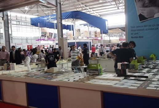 Diyarbakır Kitap Fuarı Açıldı
