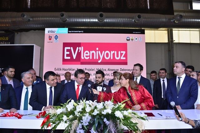 Diyarbakır’da İlk Kez ‘ev’leniyoruz Fuarı Açıldı