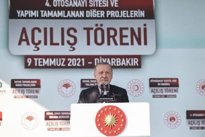 Cumhurbaşkanı Erdoğan, Diyarbakır'da 30 Yeni Fabrikanın Açılışını Gerçekleştirdi