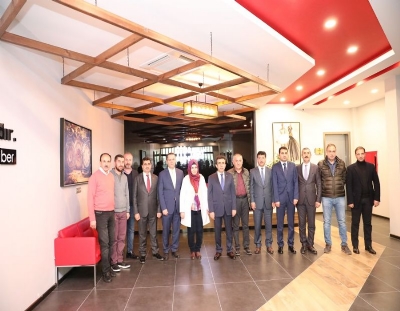 Vali Güzeloğlu Başkanlığında Tekstil OSB’deki Gelişmeler Ele Alındı