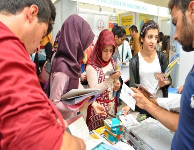 Ajansımıza Diyarbakır Girişimcilik Fuarında Gençlerden Yoğun İlgi