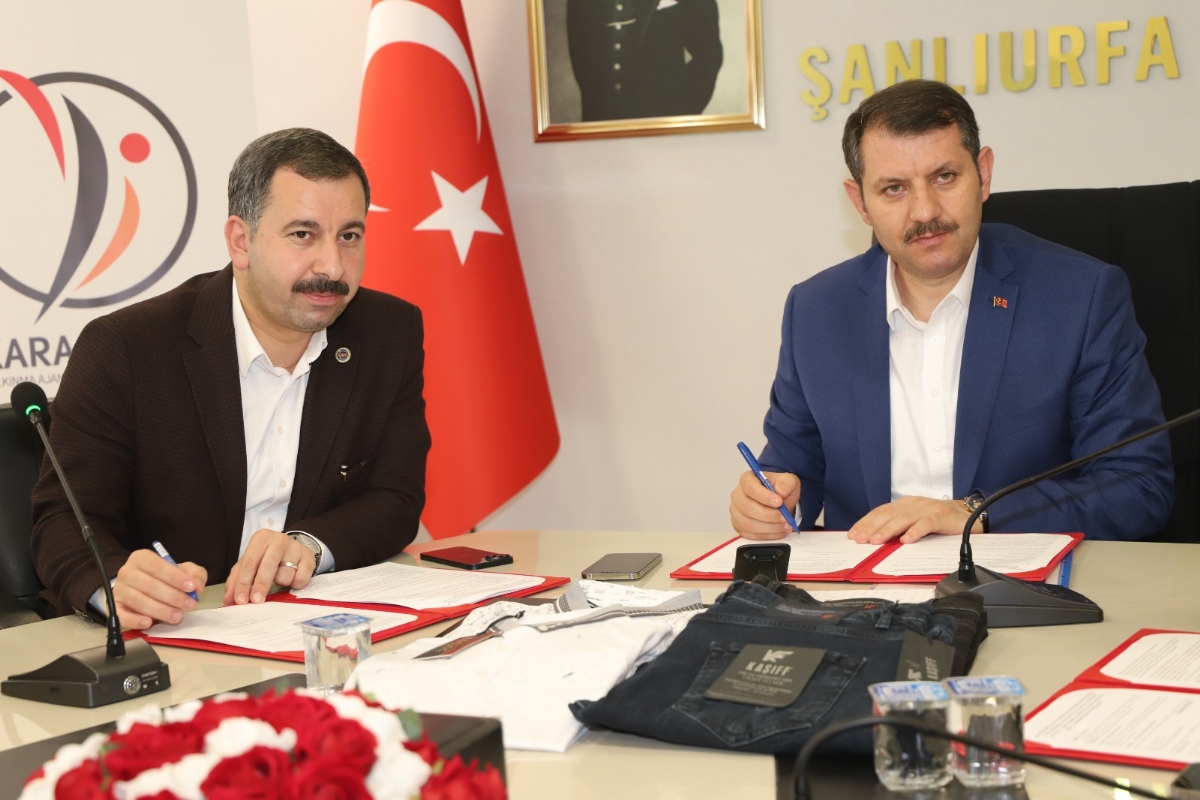 225 Şanlıurfalı Genç, Yeni Tekstil Fabrikasında İstihdam Edilecek 225 Şanlıurfalı Genç, Yeni Tekstil Fabrikasında İstihdam Edilecek