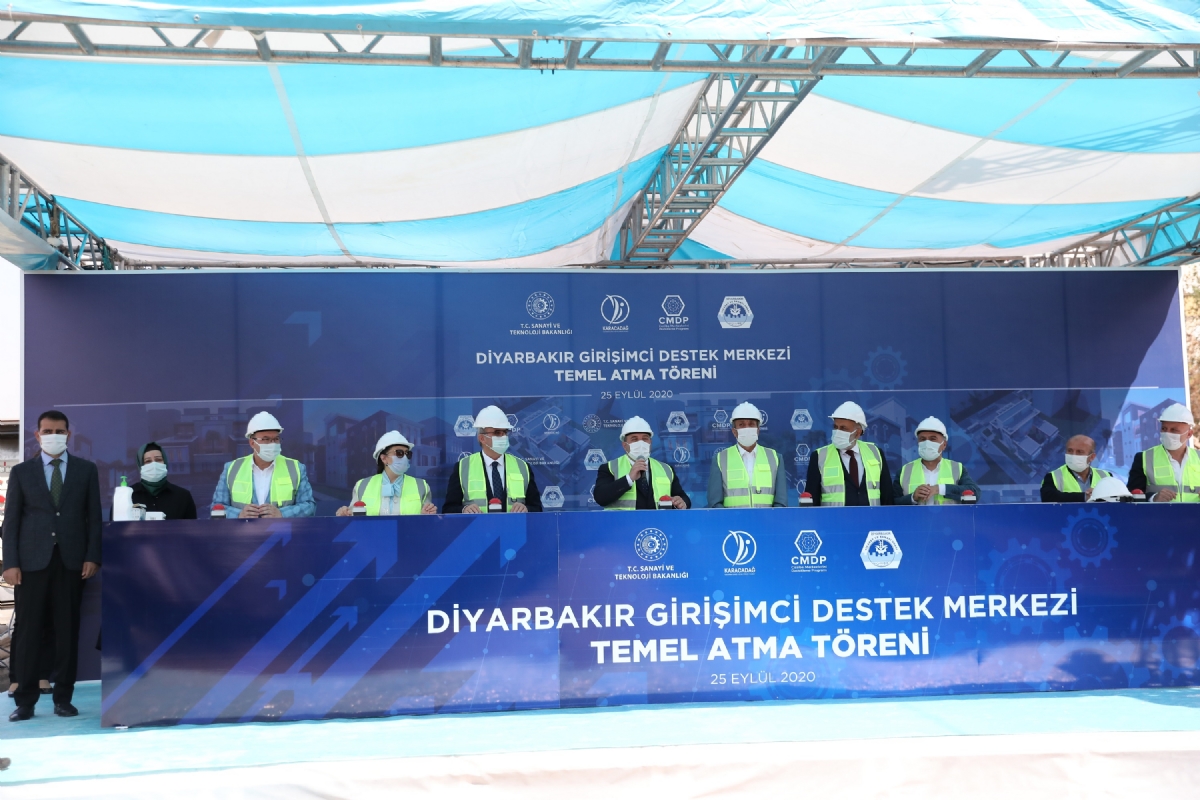 Bakan Varak’tan Diyarbakır’da 20 Milyon TL’lik 7 Projeye İmza