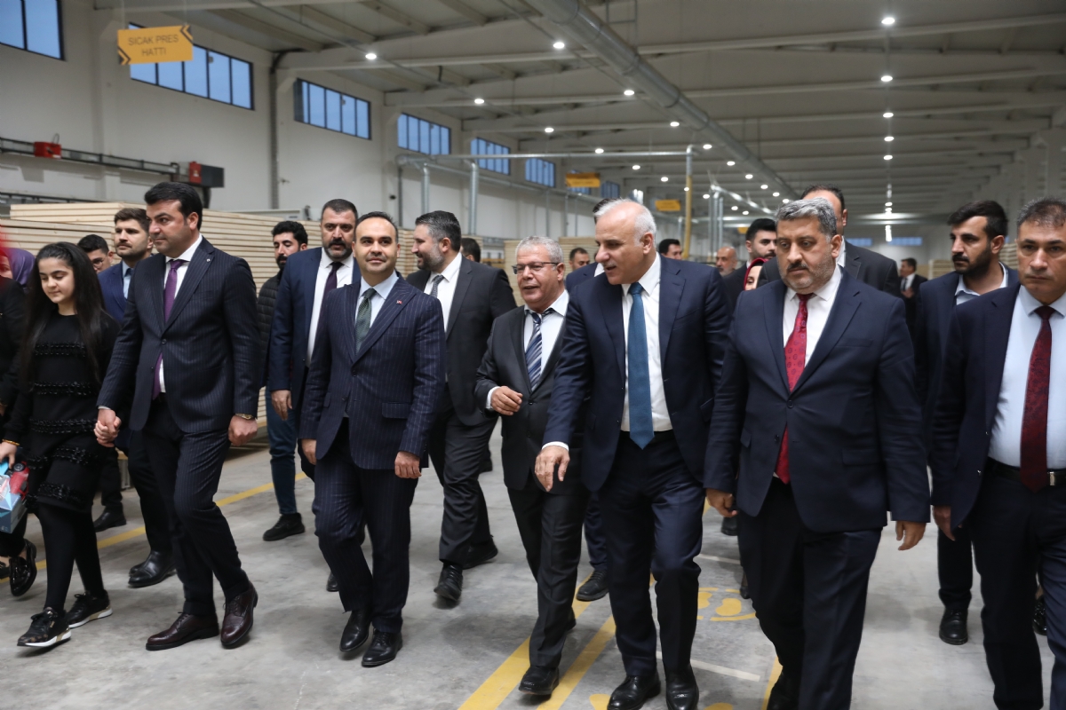 Bakan Kacır: Diyarbakır’ı Türkiye Yüzyılının Örnek Şehri Haline Getiriyoruz