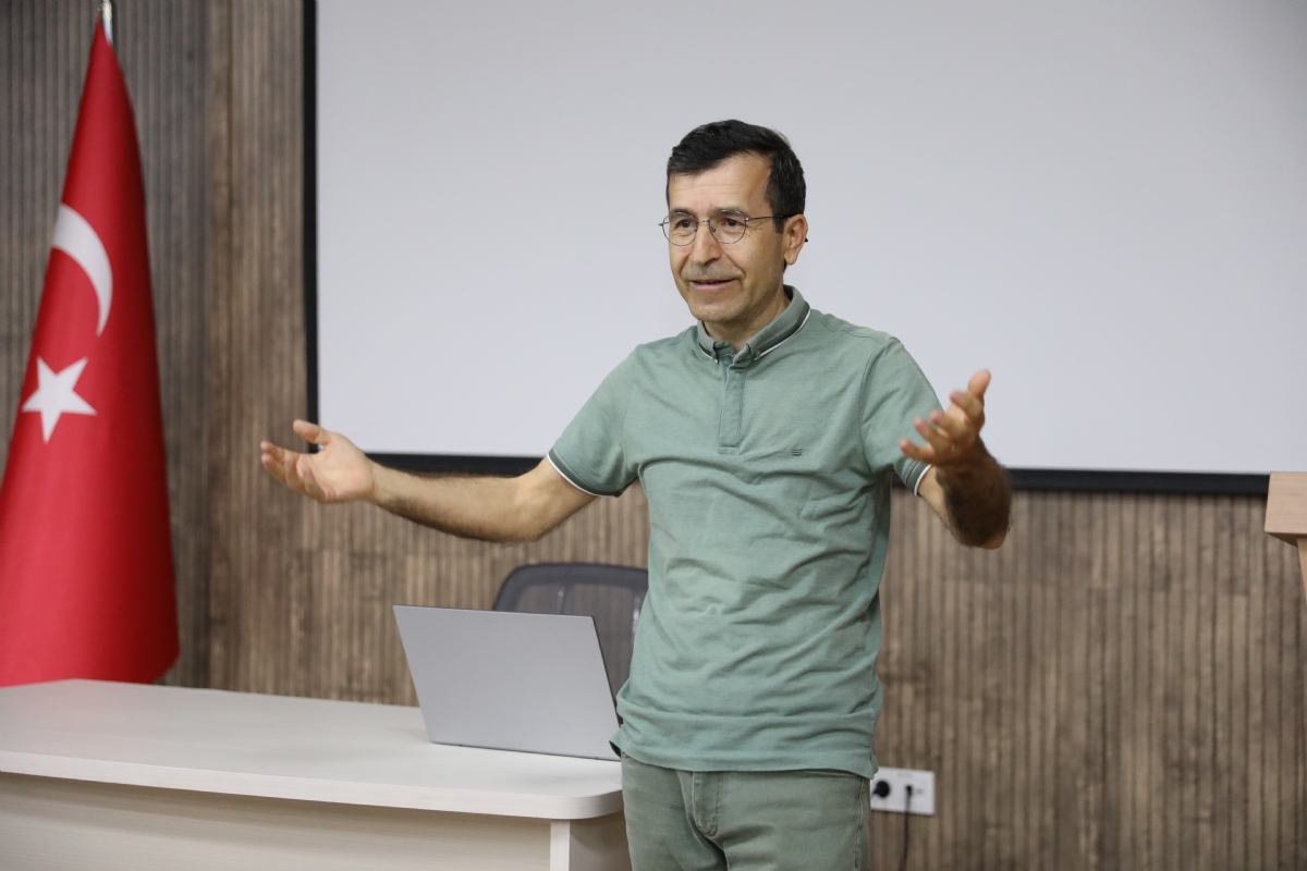 Kırsalda Görev Yapan Öğretmenlere ‘Kalite Artışı Eğitimi’