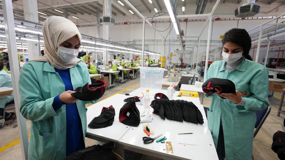 Şanlıurfa Ayakkabıcılar Sanayi Bölgesi’ne Kamuoyundan Yoğun İlgi