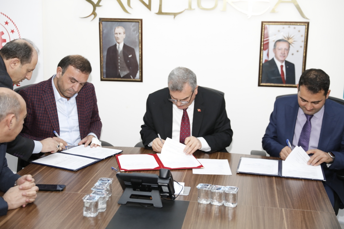 Şanlıurfa Tarıma Dayalı İhtisas OSB'ye 32 km’lik Yol Ağı Yapılacak