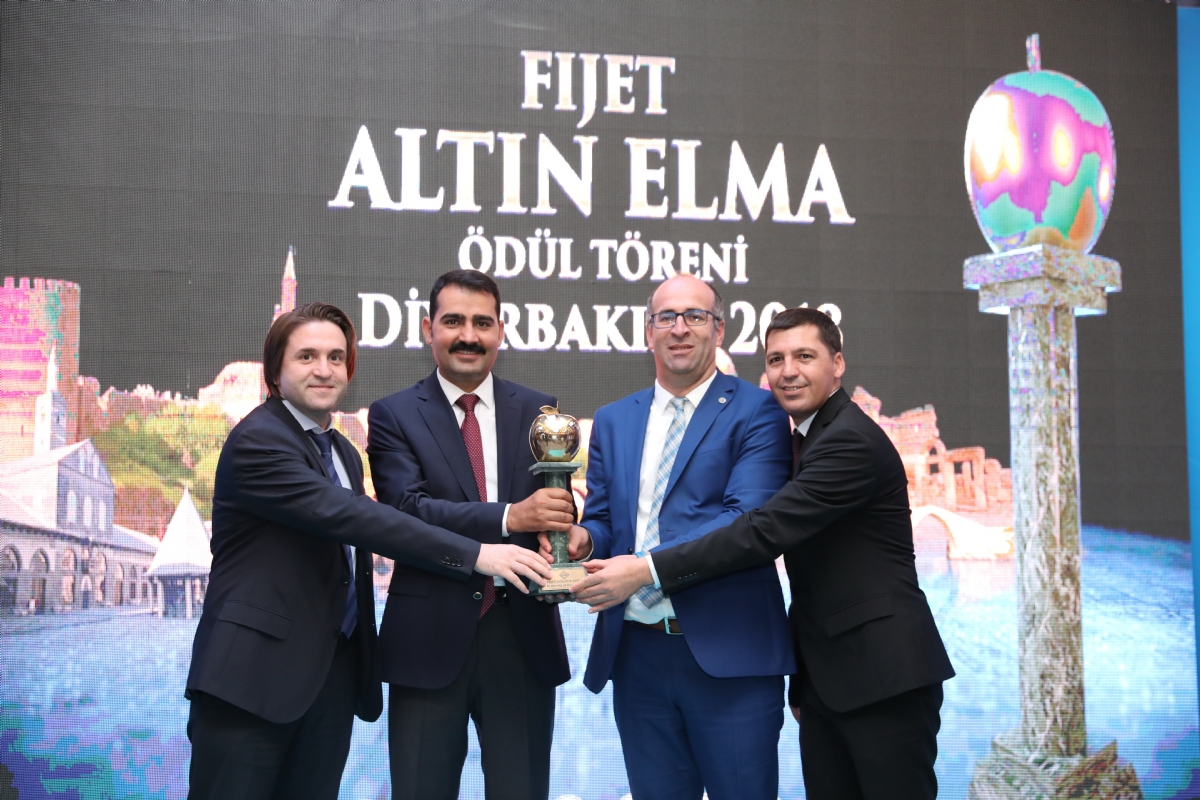 Turizmde Altın Elma Ödülü Törenle Diyarbakır'a Verildi