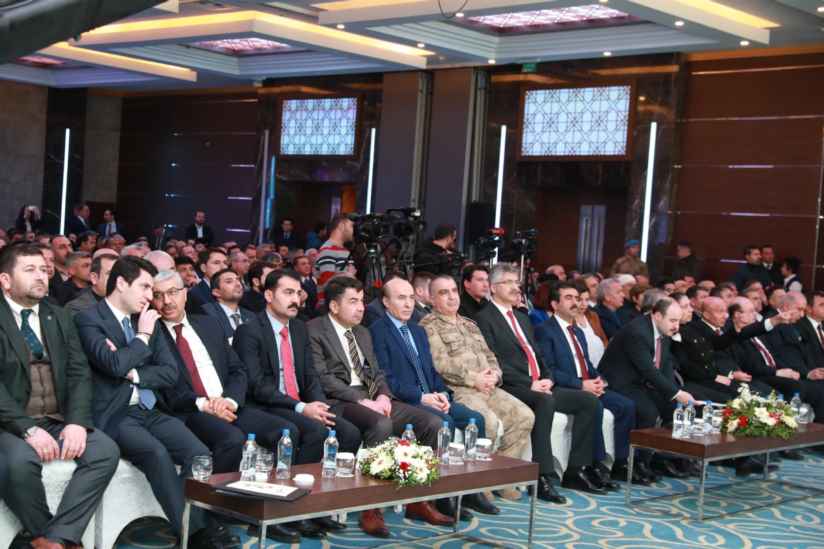 Bakan Mustafa Varank: Tekstil İhtisas OSB, Diyarbakır’ın Gücüne Güç Katacak